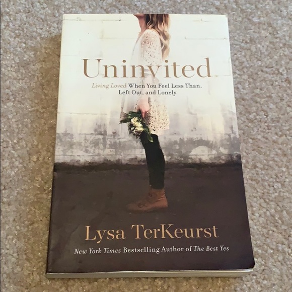 Uninvited By Lysa Terkeurst - Picture 1 of 3